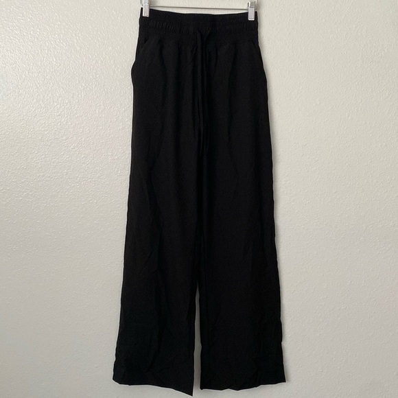 Albion XS Tall Audrey Trousers in Black - Picture 5 of 11